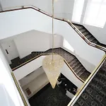Darlington-a1 By Ihg Hotell 4*