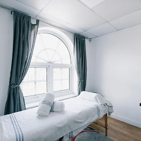 Darlington-a1 By Ihg Scotch Corner