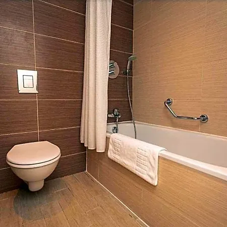 Hotel Darlington-a1 By Ihg 4*