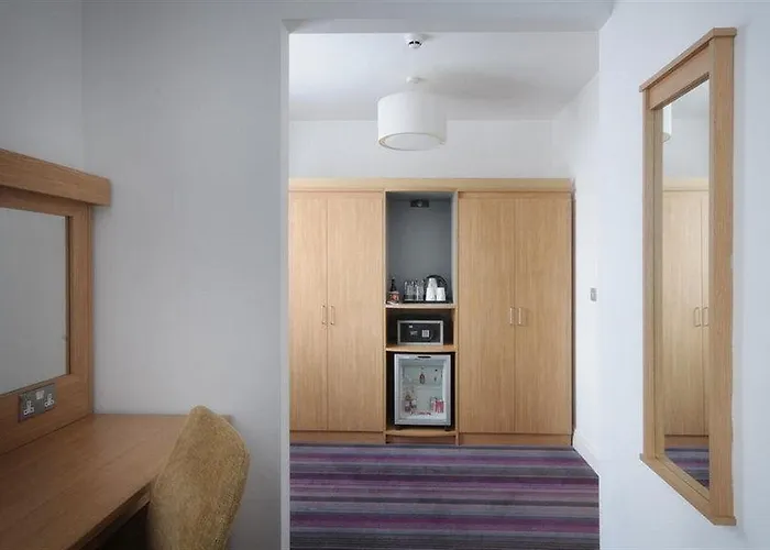 Darlington-a1 By Ihg Scotch Corner