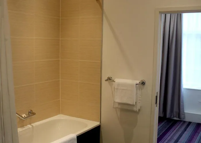 Darlington-a1 By Ihg Hotel 4*